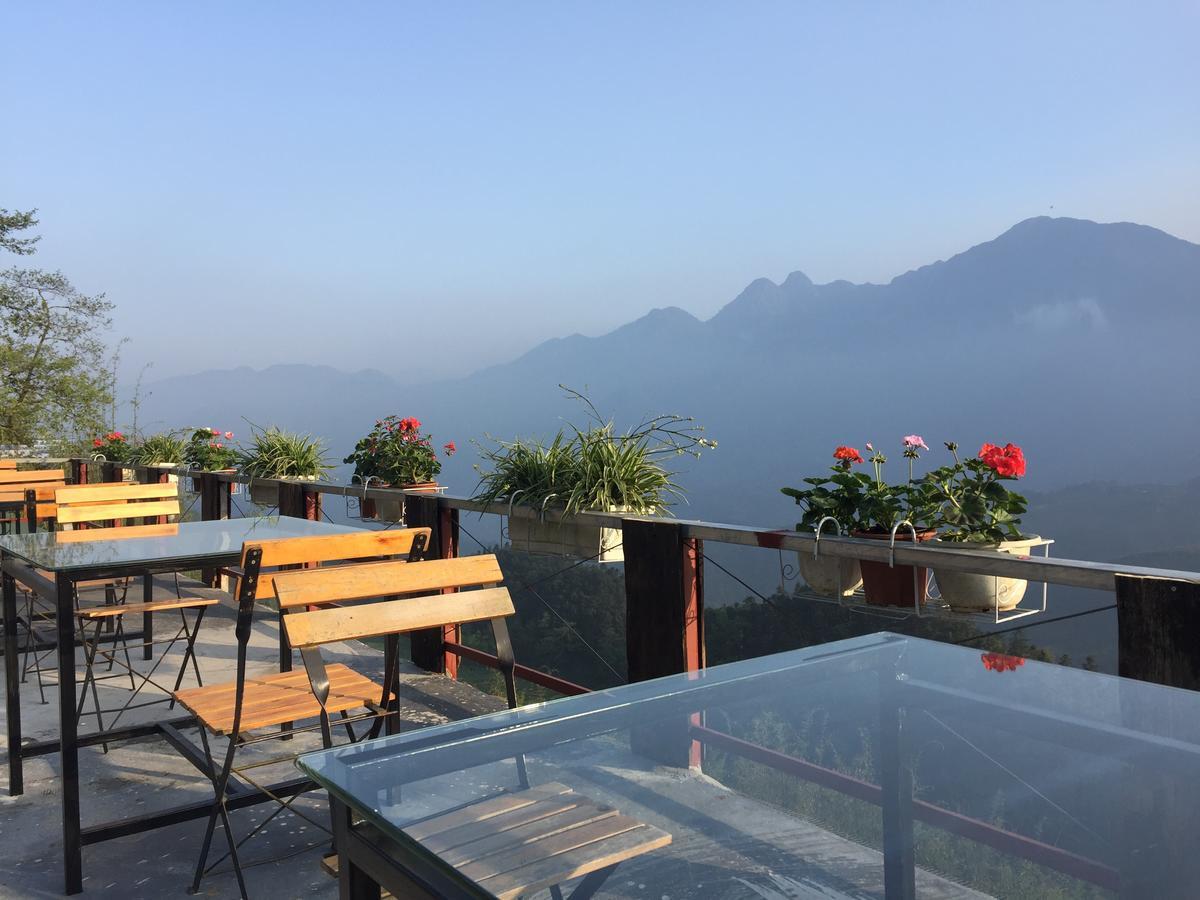 Fansipan Terrace Cafe And Homestay Sa Pa Exterior photo