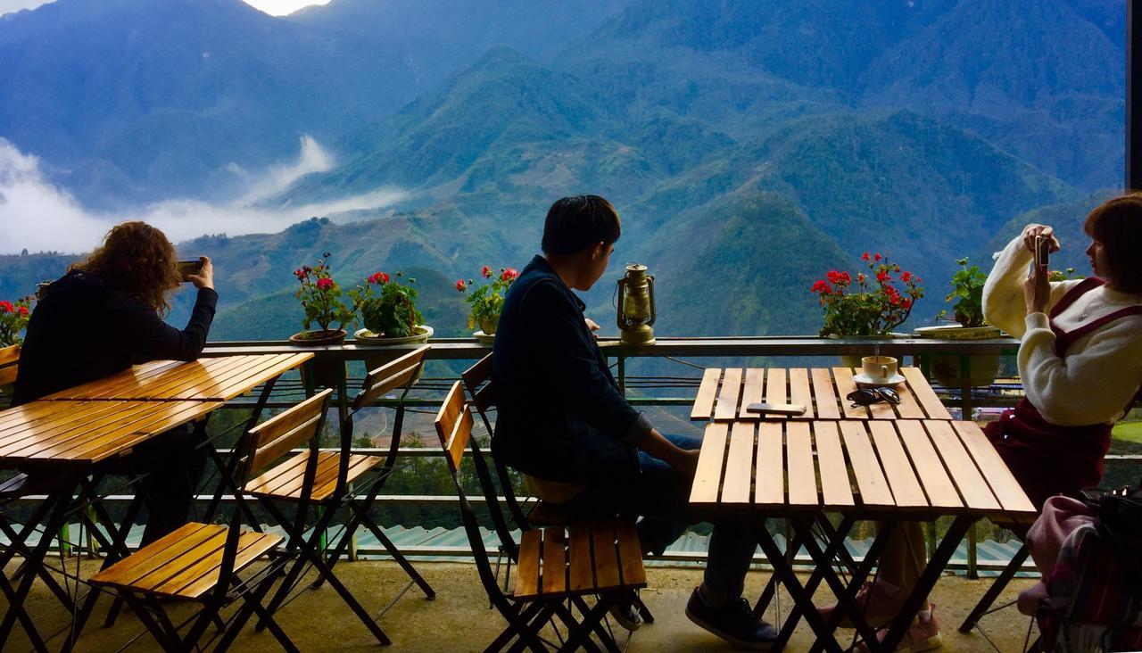 Fansipan Terrace Cafe And Homestay Sa Pa Exterior photo