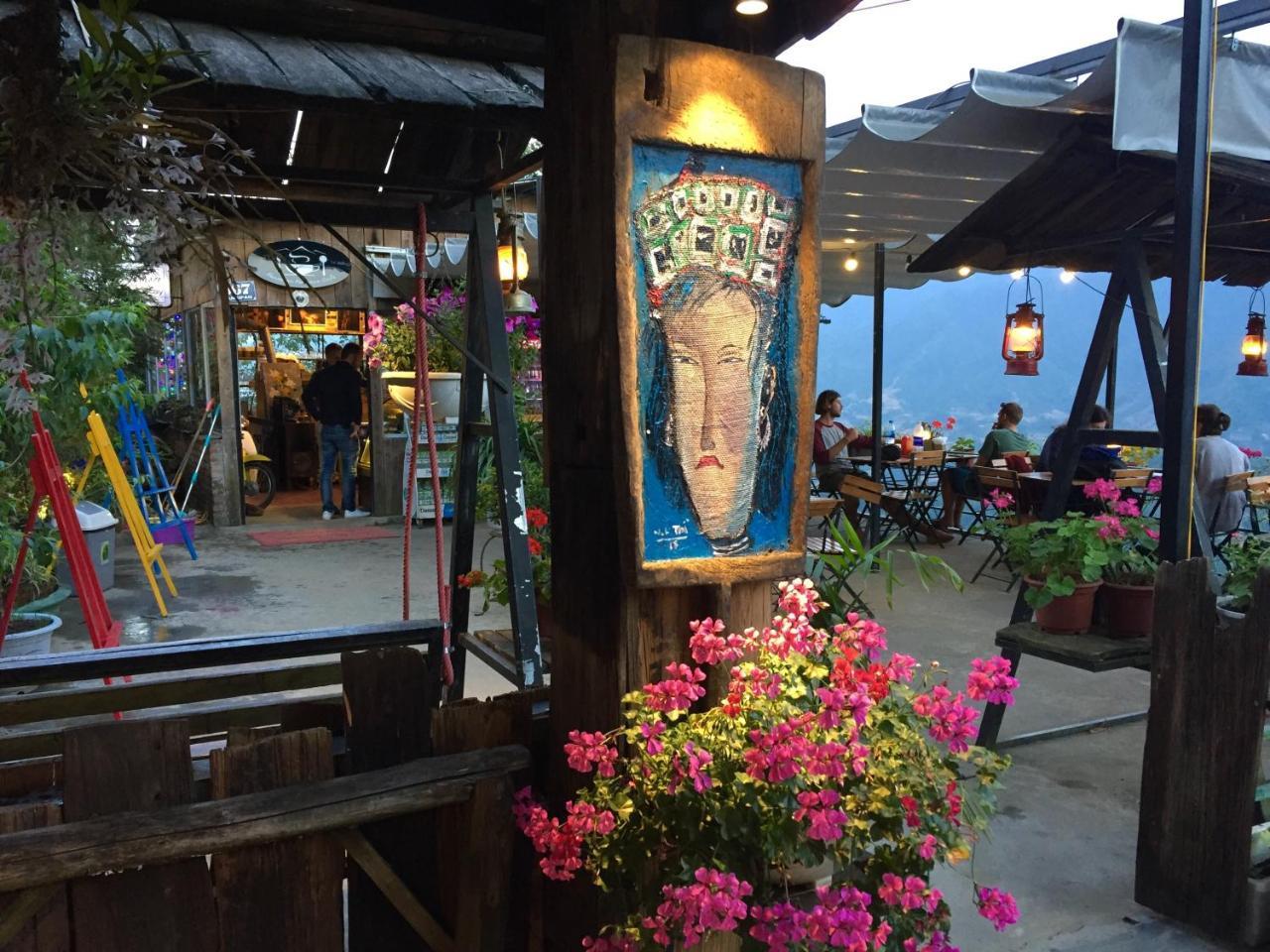 Fansipan Terrace Cafe And Homestay Sa Pa Exterior photo